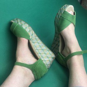Tom's Wedge Sandals 11 W
